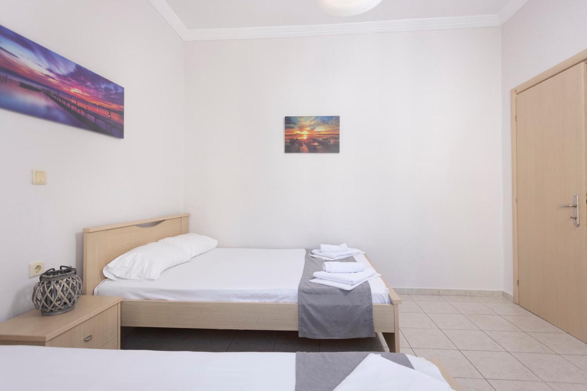 Ice Hot Rooms Pefkochori Exterior foto